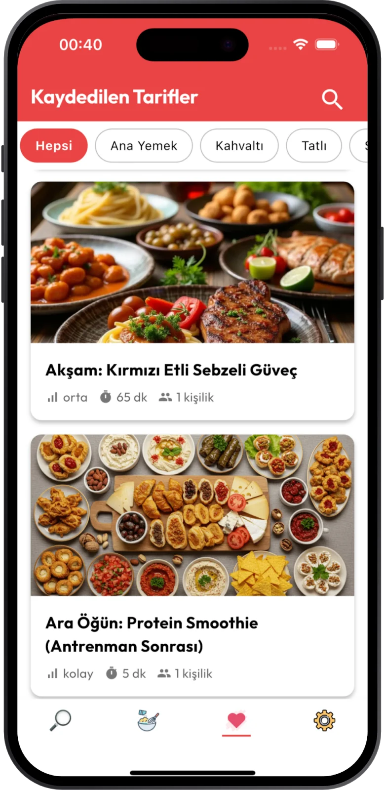 TarifAI uygulamasının kaydedilen tarifler ekranı